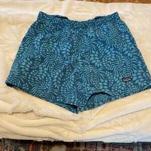 Patagonia Teal Leaf Pattern Shorts - Size Small